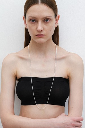 half thin pearl necklace