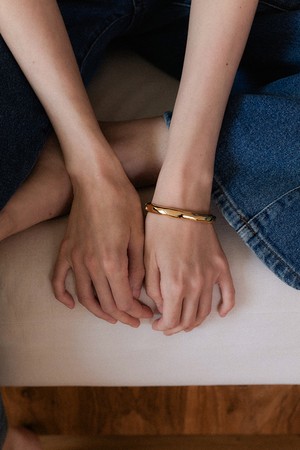 bumpy bangle - gold