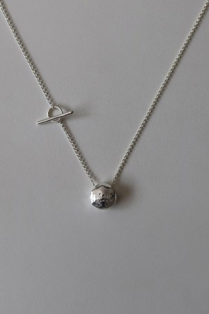 bumpy pierce long necklace