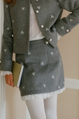 Cest_Ribbon embroidery wool skirt