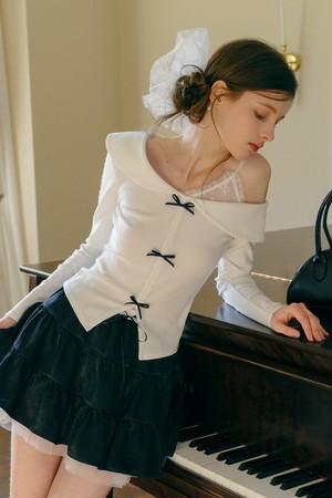 Cest_Bow off-shoulder long sleeve top