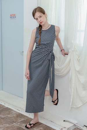 DD_Check wrap sleeveless dress_2color