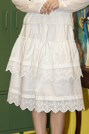 DD_Soft lace layered skirt_WHITE