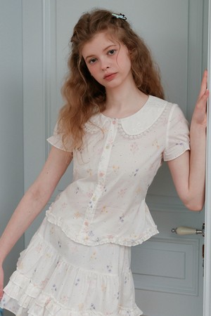 Cest_Floral lace collar blouse