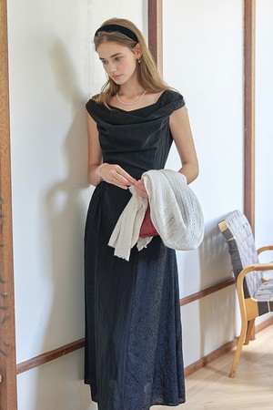 SR_Black hepburn long dress
