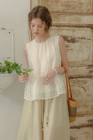 PM_Lace punch sleeveless top_IVORY
