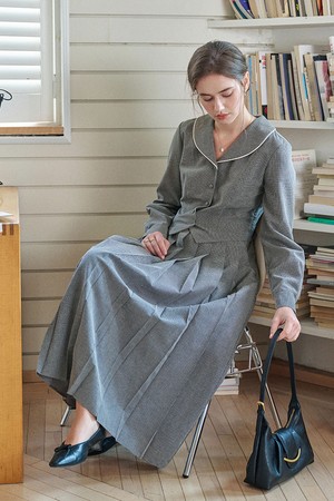 Pleated hem a-line dress