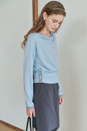 Swing collar knit top