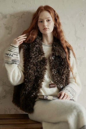 PM_Refined plush vest_2color