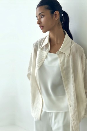 chase demi season shirt (windy dunes)