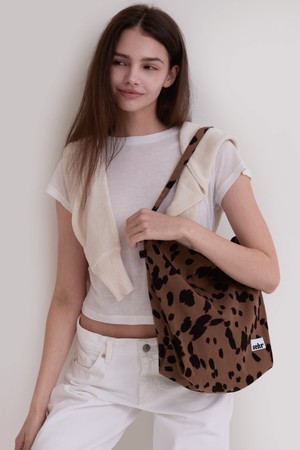 Leopard Medium Bucket Bag (Mocha)