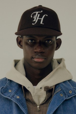WOOL BLEND TH APPLIQUE LOGO DEEP-FIT 6-PANEL CAP BROWN