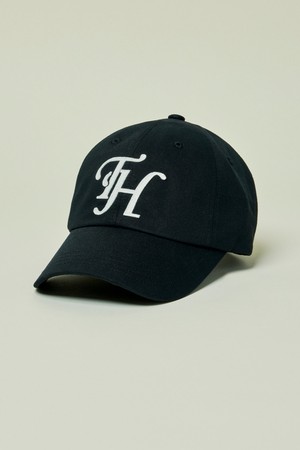 DEEP SHAPE APPLIQUE LOGO BALLCAP BLACK