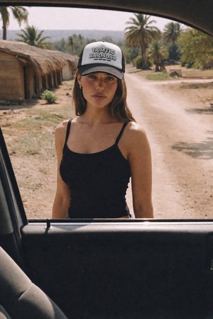 TH GRAFFITI LOGO MESH DEEP-FIT BALLCAP