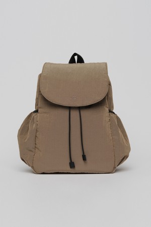 Carry your backpack Brown