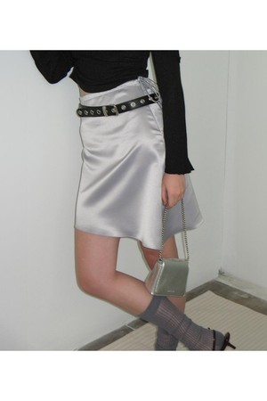 Diagonal Line Satin Skirt Silver