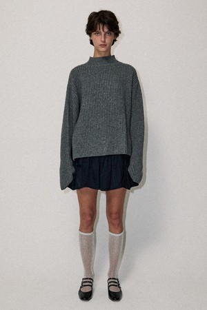 Loose fit half-neck knit Light grey