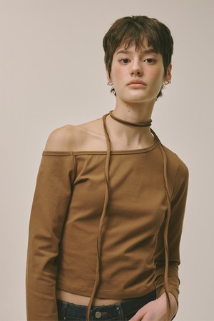 One Off-shoulder long T-shirts Mocha