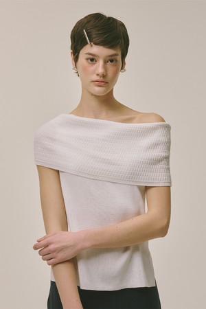 Off-shoulder Knit Top White
