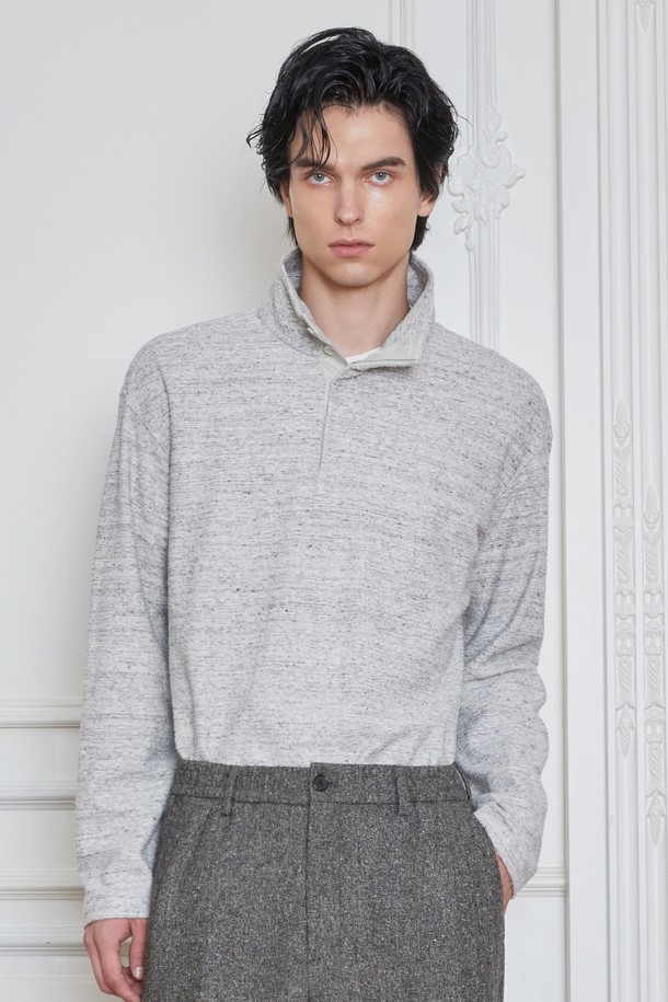 JILLSTUART NEWYORK MEN - 긴팔티셔츠 - 라이트그레이 boucle jersey 하이넥 긴팔 티셔츠 (JNTS4C103G1)