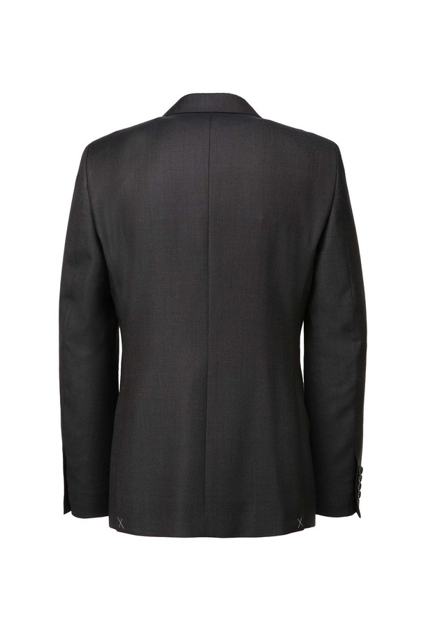 E.ZEGNA (이제냐) 원단의 투톤 다크브라운 시그니처 수트 재킷입니다. 남성용 자켓으로, 봄과 여름에 착용하기 적합하며, 클래식하고 미니멀한 스타일을 연출합니다. 얇고 부드러운 촉감의 모, 레이온, 폴리에스터, 면 혼방 소재로 제작되었으며, 레귤러 핏에 투 버튼 여밈 방식의 디자인입니다. 오피스룩, 비즈니스 캐주얼, 소개팅룩 등 다양한 TPO에 활용 가능하며, 시크한 매력을 더합니다. 드라이클리닝 전용 제품입니다.
