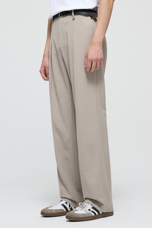 라이트베이지 와이드핏 리버스 플리츠 팬츠  (TNPA4F109I2)