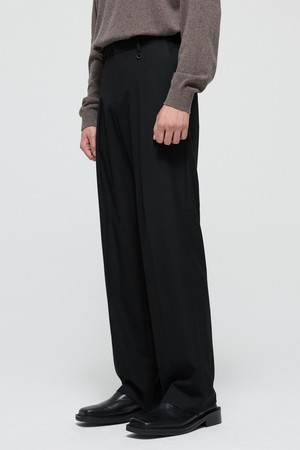 블랙 와이드핏 리버스 플리츠 팬츠  (TNPA4F109BK)