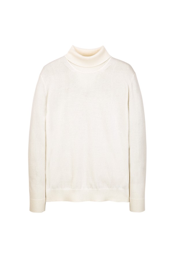 아아보리 캐시미어 블렌드 터틀넥 니트 (JNSW5D207IV)는 여성용 상의 니트/스웨터입니다. 캐시미어 100% 소재로 제작되어 부드러운 촉감과 뛰어난 보온성을 제공하며, 가을과 겨울에 착용하기 좋습니다. 베이직하고 클래식한 스타일로, 레귤러핏과 긴 소매 기장, 두꺼운 두께의 터틀넥 디자인이 특징입니다. 오피스룩과 출근룩, 미니멀하고 클래식한 스타일을 선호하는 분들께 추천합니다.
