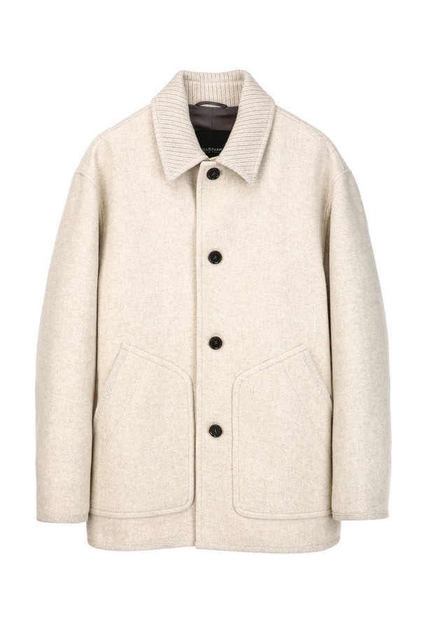 라이트베이지 울 블랜드 핸드메이드 초어 셔츠 (JNSH5C202I1)는 가을과 겨울, 클래식과 미니멀 스타일을 즐기는 남성을 위한 셔츠입니다. 울 90%와 나일론 혼방 소재로 제작되어 보온성이 뛰어나며, 레귤러 핏과 긴 소매 기장으로 편안한 착용감을 선사합니다. 핸드메이드 방식으로 제작되어 고급스러운 분위기를 더하며, 안감은 폴리에스터, 여밈 방식은 버튼으로 디자인되었습니다. 출근룩, 비즈니스 캐주얼, 겨울 데일리룩 등 다양한 TPO에 활용할 수 있으며, 시크한 스타일을 연출하기에도 좋습니다. 드라이클리닝 관리를 권장합니다.
