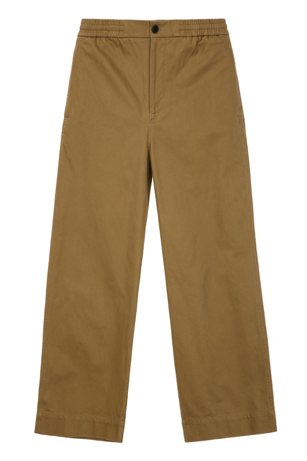 베이지 코튼 와이드 워싱 팬츠 (JNPA5C113I2)는 봄, 여름, 가을에 착용하기 좋은 공용 와이드 팬츠입니다. 얇은 두께감의 면 소재로 제작되어 편안한 착용감을 선사하며, 루즈핏으로 활동성을 높였습니다. 베이직하고 캐주얼한 스타일로, 여행룩이나 산책룩에 활용하기 좋습니다. 워싱 디테일이 더해져 자연스러운 멋을 더하며, 미니멀, 캐주얼, 클래식 스타일을 즐겨 입는 분들에게 추천합니다. 무지 디자인으로 다양한 상의와 매치하기 용이합니다.
