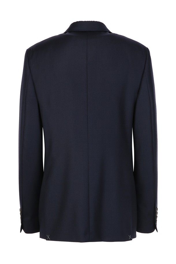 [E.ZEGNA 원단] 투톤 다크네이비 시그니처 수트 재킷 (JNJA5D502N3)은 남성 고객을 위한 포멀한 수트 재킷입니다. 사계절 모두 착용 가능하며, 클래식하고 시크한 스타일을 연출합니다. 부드러운 촉감의 모 소재와 레이온 안감으로 제작되었으며, 활동성을 고려한 디자인입니다. 다크네이비 투톤 컬러와 레귤러핏, 싱글 버튼 여밈, 사이드 벤트 디테일이 특징입니다. 오피스룩, 비즈니스 캐주얼, 출근룩 등 다양한 TPO에 활용 가능합니다.
