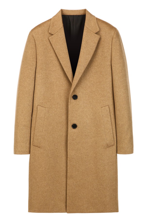 베이지 컬러의 남성용 캐시미어 100% 비즈니스 코트 (JNCO5D203I2)입니다. 가을과 겨울, 비즈니스 및 일상에서 활용하기 좋은 아이템입니다. 부드러운 촉감의 두꺼운 캐시미어 소재로 제작되었으며, 클래식하고 미니멀한 스타일을 연출합니다. 레귤러핏 싱글버튼 디자인으로, 오피스룩, 출근룩, 비즈니스 캐주얼에 잘 어울립니다. 드라이클리닝 전용이며, 실용적인 주머니가 있습니다.
