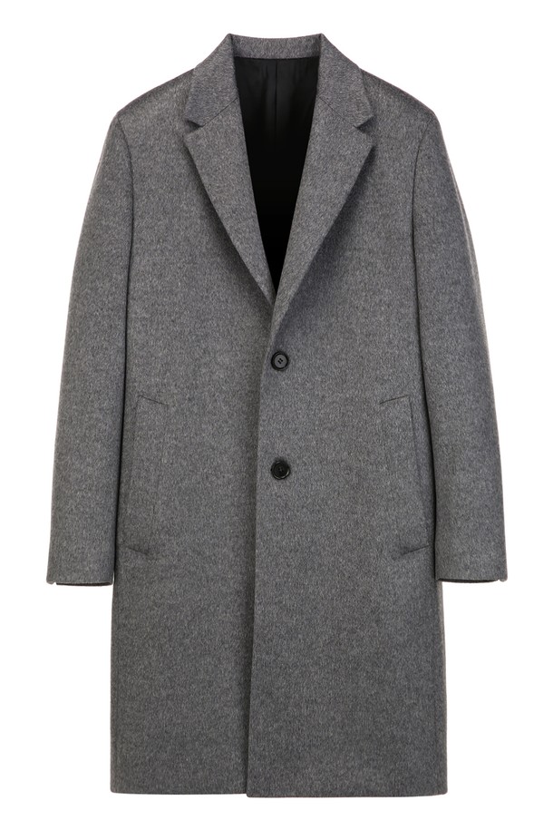 세련된 남성 비즈니스룩을 완성할 그레이 캐시미어 100% 싱글 코트입니다. 부드러운 촉감과 뛰어난 보온성을 자랑하는 캐시미어 소재로 제작되어, 가을과 겨울 시즌에 안성맞춤입니다. 미니멀하고 클래식한 디자인으로 오피스룩, 출근룩, 비즈니스 캐주얼에 모두 잘 어울립니다. 레귤러핏 싱글버튼의 롱 코트로, 안감은 폴리에스터를 사용하여 활동성을 높였습니다. JNCO5D203G2 모델로 당신의 품격을 더욱 높여보세요.
