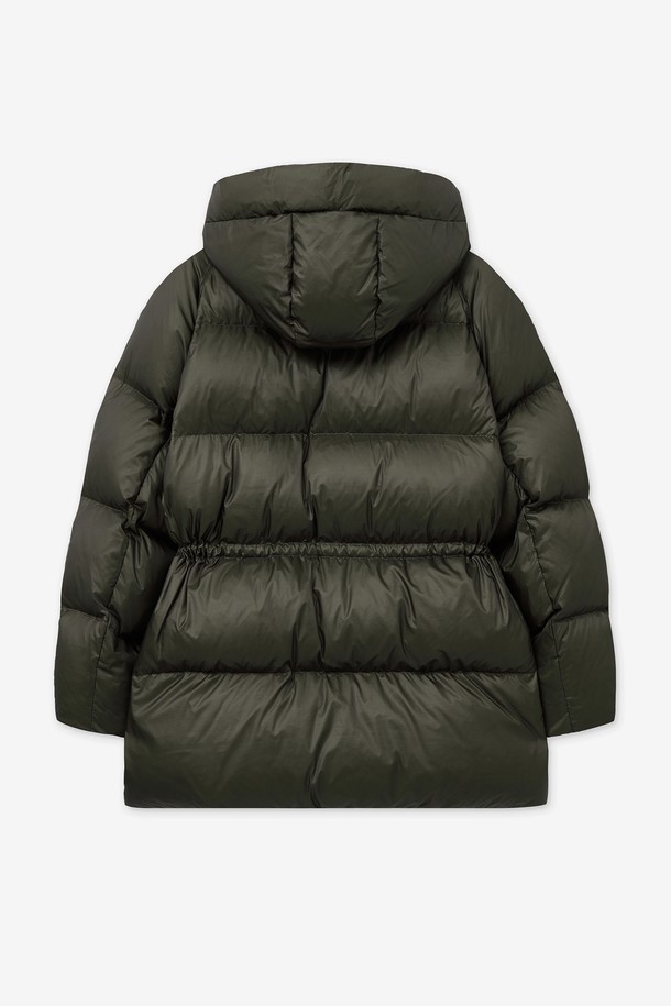 City Climber (시티 클라이머) 유러피안 구스다운 파카 (Olive Khaki, TNJU5F202K2)는 겨울철 캐주얼 스타일을 위한 여성용 숏패딩입니다. 부드러운 촉감의 오버핏 디자인으로, 가볍고 따뜻한 구스다운 충전재를 사용하여 보온성을 높였습니다. 숏 기장의 크롭 스타일과 집업 여밈 방식으로 편안하게 착용 가능하며, 후드 디자인으로 더욱 포근한 느낌을 줍니다. 올리브 카키 색상의 무지 디자인은 어떤 옷에도 잘 어울려 겨울철 데일리룩을 완성해줍니다.
