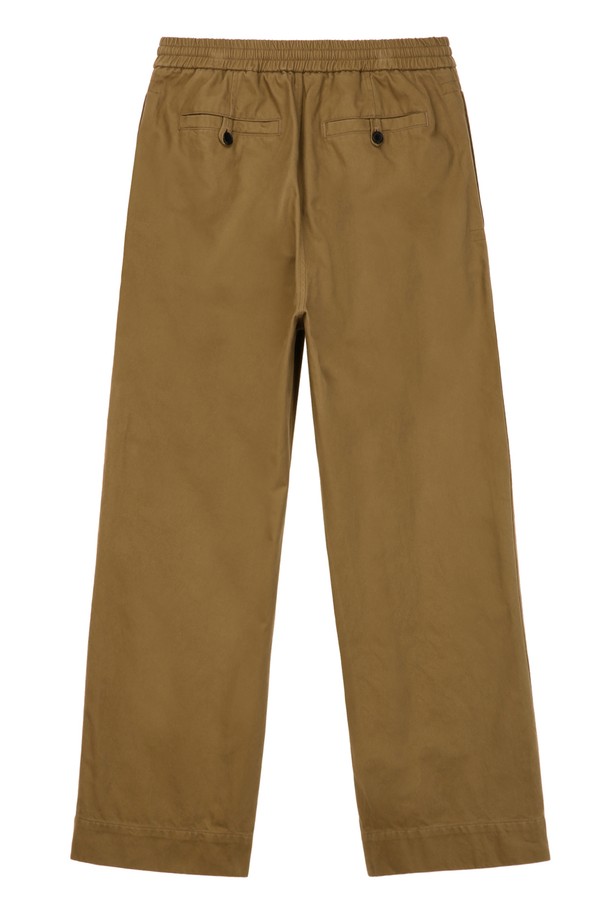 베이지 코튼 와이드 워싱 팬츠 (JNPA5C113I2)는 봄, 여름, 가을에 착용하기 좋은 공용 와이드 팬츠입니다. 얇은 두께감의 면 소재로 제작되어 편안한 착용감을 선사하며, 루즈핏으로 활동성을 높였습니다. 베이직하고 캐주얼한 스타일로, 여행룩이나 산책룩에 활용하기 좋습니다. 워싱 디테일이 더해져 자연스러운 멋을 더하며, 미니멀, 캐주얼, 클래식 스타일을 즐겨 입는 분들에게 추천합니다. 무지 디자인으로 다양한 상의와 매치하기 용이합니다.
