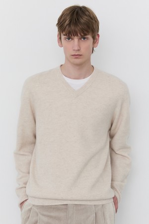 베이지 울 100% 홀가먼트 브이넥 니트 (JNSW5D202I2)