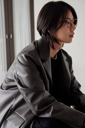 브라운 리얼레더 테일러드 자켓 (JNJU5D777W3)