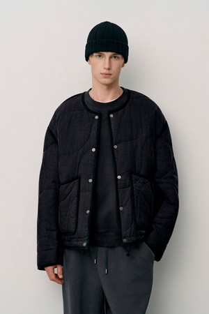 블랙 코듀로이 빅퀼팅 라운드 넥 패딩 점퍼 (JNJU5D213BK)