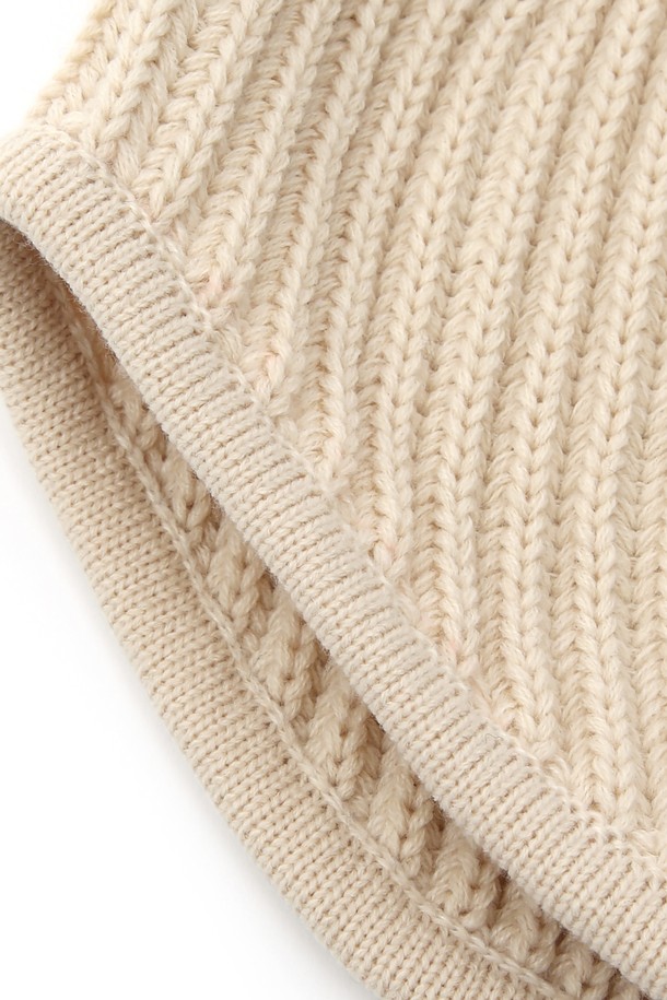 UNDERCONTROL STUDIO - 모자 - EAR FLAP BEANIE / SOLID A / CREAM