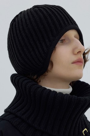 EAR FLAP BEANIE / SOLID A / BLACK