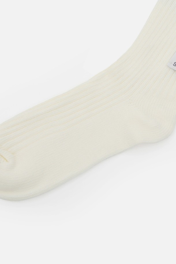 UNDERCONTROL STUDIO - 기타소품 - STRUCTURE KNEE SOCKS / S LABEL / IVORY