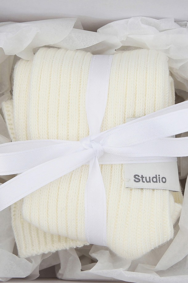 UNDERCONTROL STUDIO - 기타소품 - STRUCTURE KNEE SOCKS / S LABEL / IVORY
