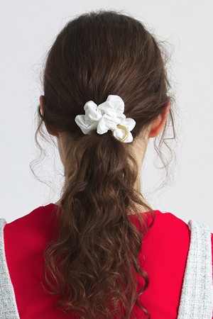 SCRUNCHIE / T VOLUME / RING / WHITE