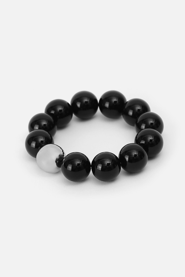 UNDERCONTROL STUDIO - 헤어 ACC - BRACELET SCRUNCHIE / BLACK BALL