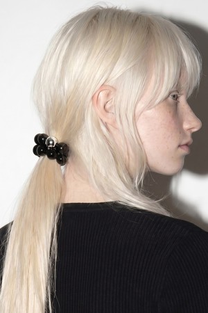 팔찌 겸 머리끈 BRACELET SCRUNCHIE / BLACK BALL