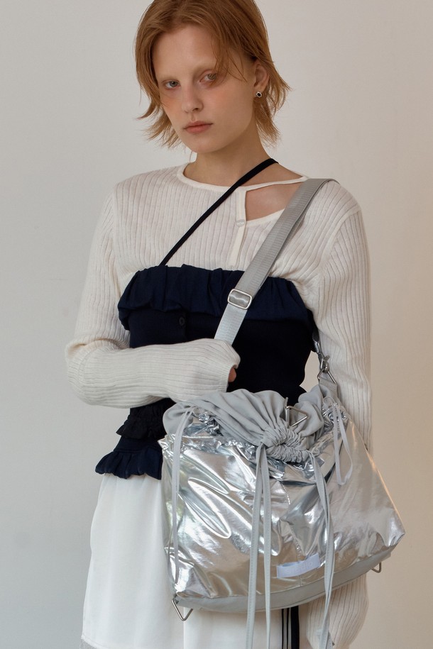 UNDERCONTROL STUDIO - 숄더백 - 2WAY LAYERED CABBAGE BAG / SILVER METAL LAYER