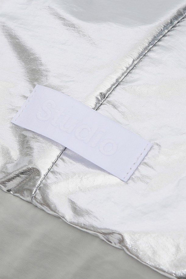 UNDERCONTROL STUDIO - 숄더백 - 2WAY LAYERED CABBAGE BAG / SILVER METAL LAYER