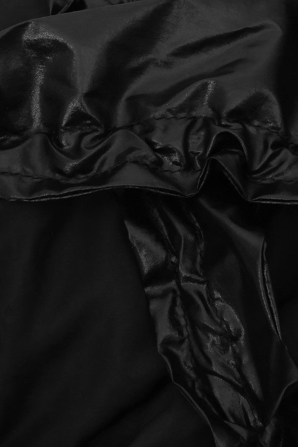 UNDERCONTROL STUDIO - 숄더백 - 2WAY LAYERED CABBAGE BAG / BLACK METAL LAYER