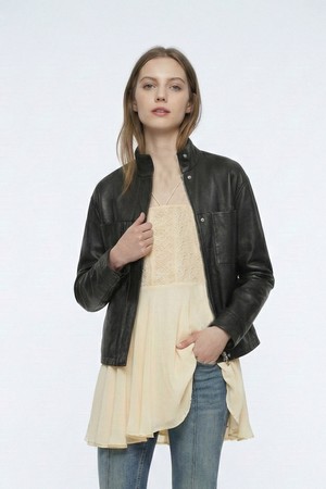 베지터블 램스킨 하이넥 점퍼