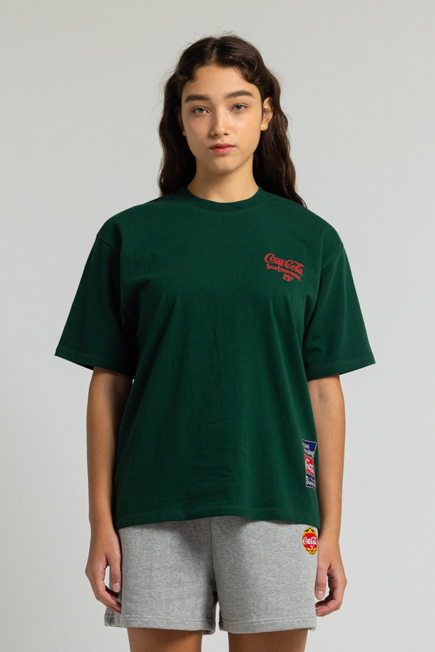 Coca-Cola - 반소매 티셔츠 - SOLID Coca-Cola LOGO BASIC SHORT SLEEVE T-SHIRTS 다크그린